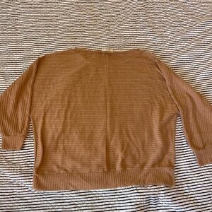 Elegant Women's Brown Crew Neck Sweater